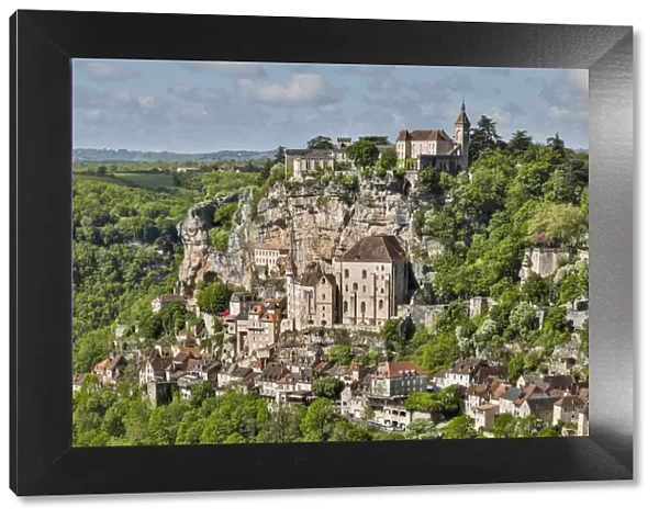 France, Rocamadour. Cliffside view of the town