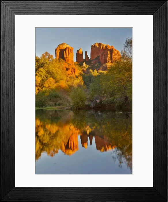Framed Print : Sedona and the Red Rock Crossing with river reflecting the red rock Framed Print : Sedona and the Red Rock Crossing with river reflecting the red rock