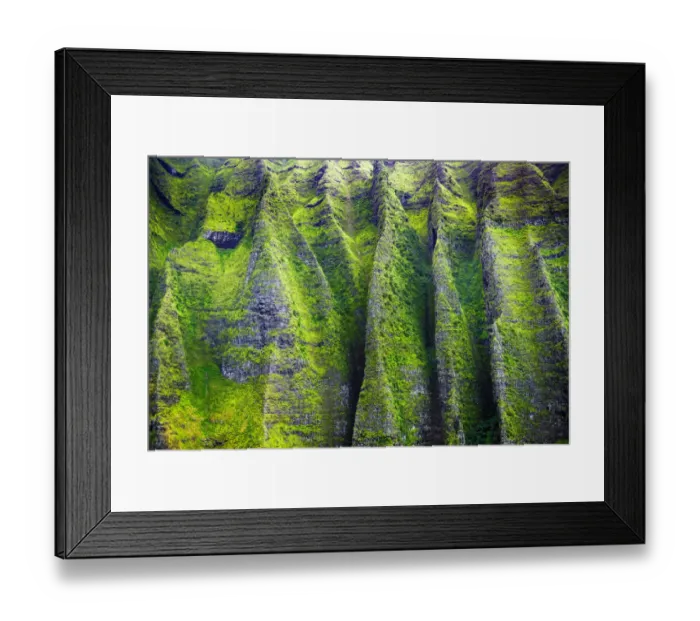Framed Print : Lush canyon walls in Honopu Valley on the Na Pali Coast, Coast Wilderness State Park