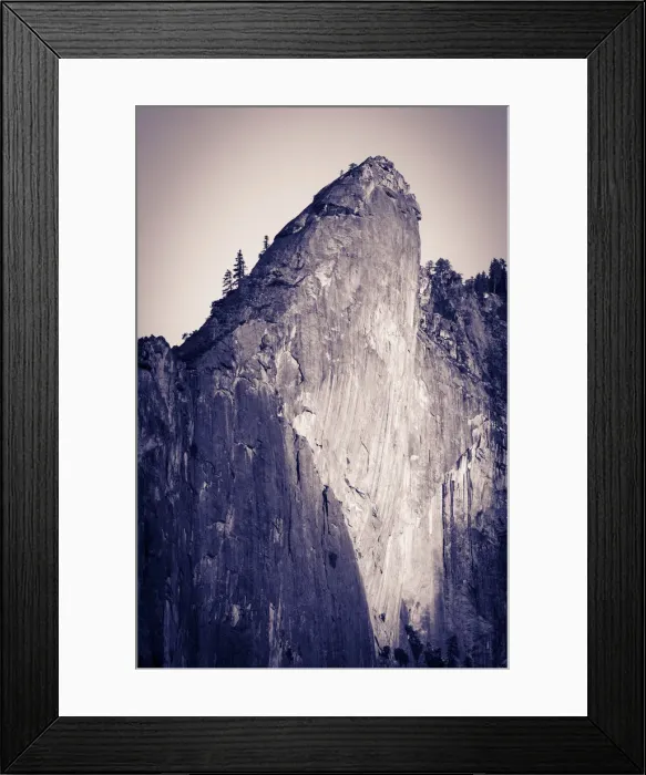 Framed Print : The Leaning Tower, Yosemite National Park, California, USA Framed Print : The Leaning Tower, Yosemite National Park, California, USA