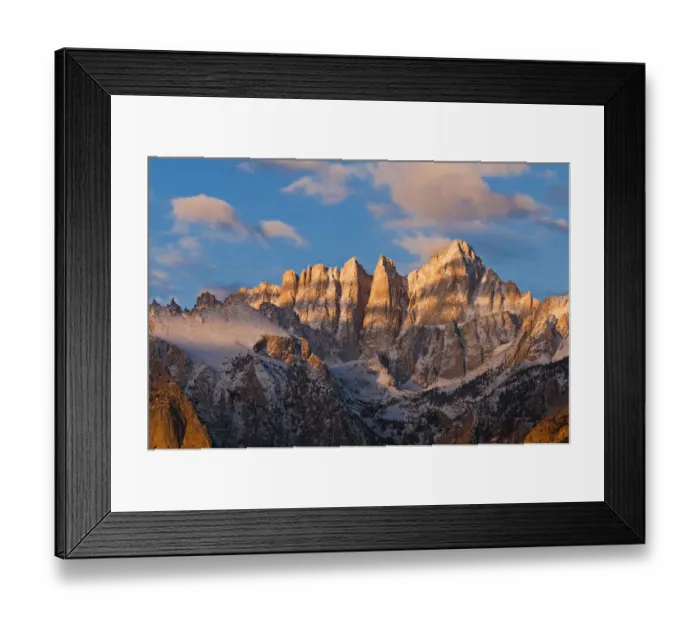 Framed Print : Dawn light on Mount Whitney from the Alabama Hills, Sequoia National Park, California, USA Framed Print : Dawn light on Mount Whitney from the Alabama Hills, Sequoia National Park, California, USA
