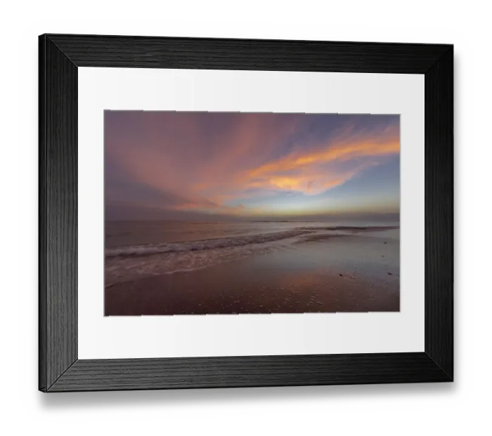Framed Print : Sunset clouds over the Gulf of Mexico on Sanibel Island in Florida, USA Framed Print : Sunset clouds over the Gulf of Mexico on Sanibel Island in Florida, USA