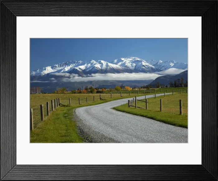 Framed Print : Buchanan Peaks, Wanaka, Otago, South Island, New Zealand Framed Print : Buchanan Peaks, Wanaka, Otago, South Island, New Zealand