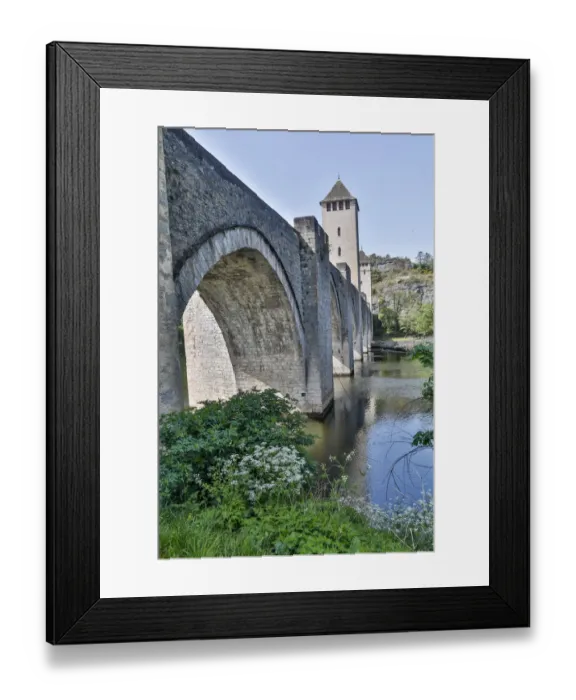 Framed Print : France, Cahors. Pont Valentre over the Lot river Framed Print : France, Cahors. Pont Valentre over the Lot river