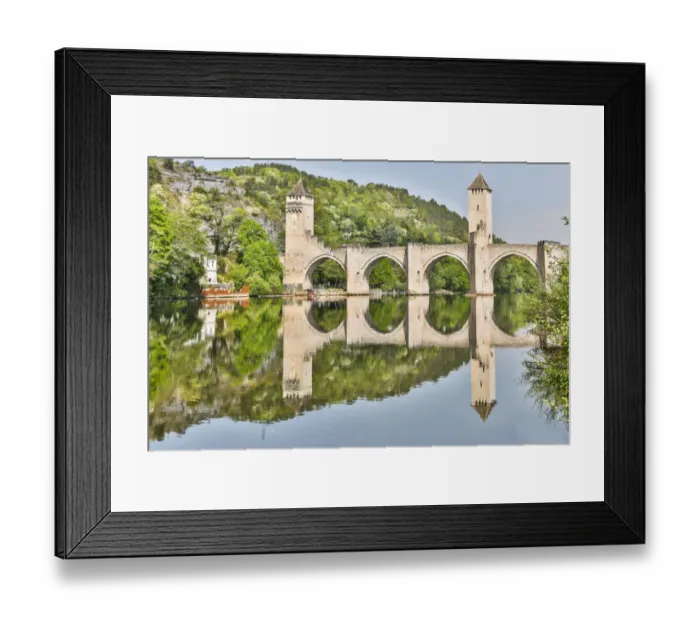 Framed Print : France, Cahors. Pont Valentre over the Lot river Framed Print : France, Cahors. Pont Valentre over the Lot river