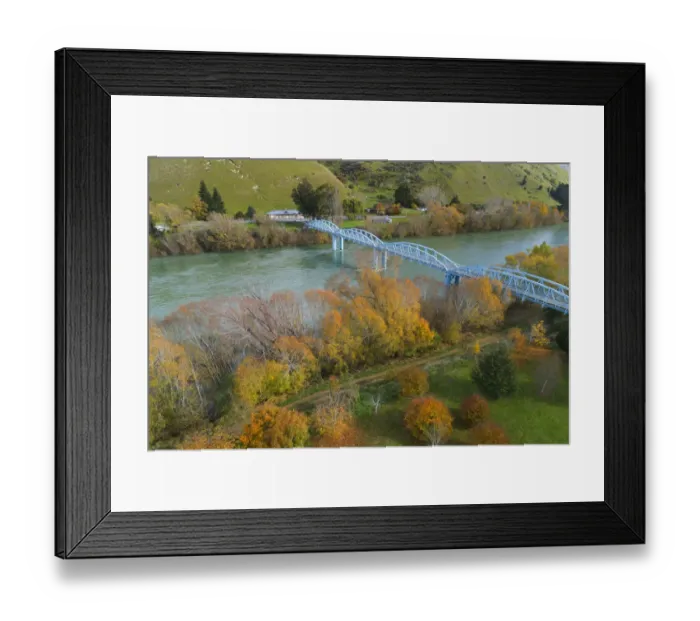 Framed Print : Millers Flat Bridge, Clutha River and autumn trees, Central Otago, South Island