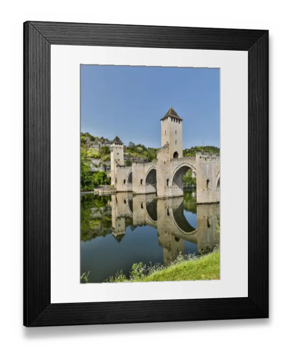 Framed Print : France, Cahors. Pont Valentre over the Lot river Framed Print : France, Cahors. Pont Valentre over the Lot river