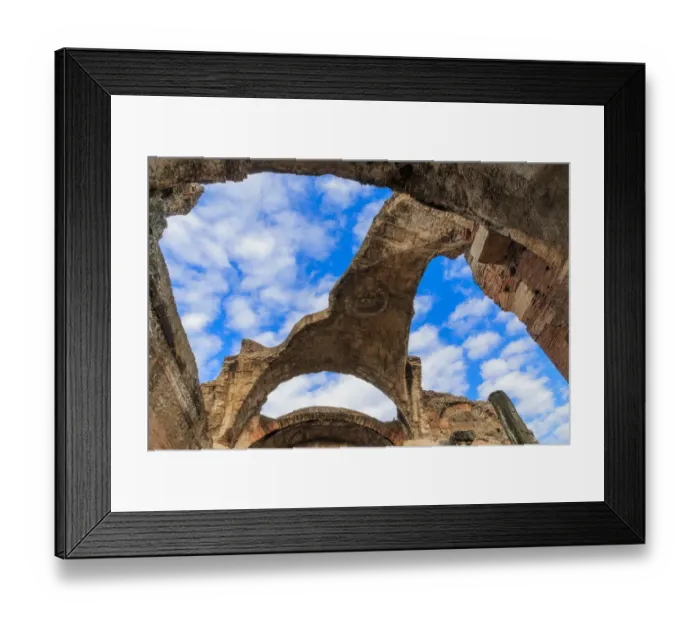 Framed Print : Italy, Lazio, Tivoli. Hadrians Villa, UNESCO World Heritage Site. The Grand Thermae