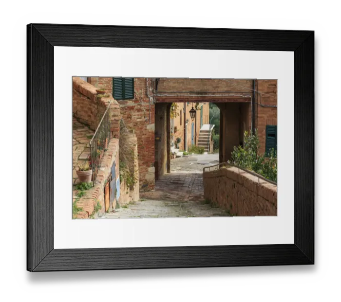 Framed Print : Italy, Tuscany, province of Siena, Chiusure Framed Print : Italy, Tuscany, province of Siena, Chiusure