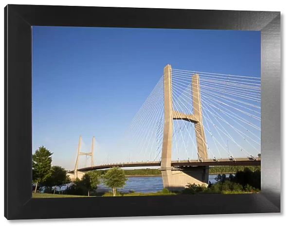 Bill Emerson Memorial Bridge over Mississippi River Cape Girardeau, MO