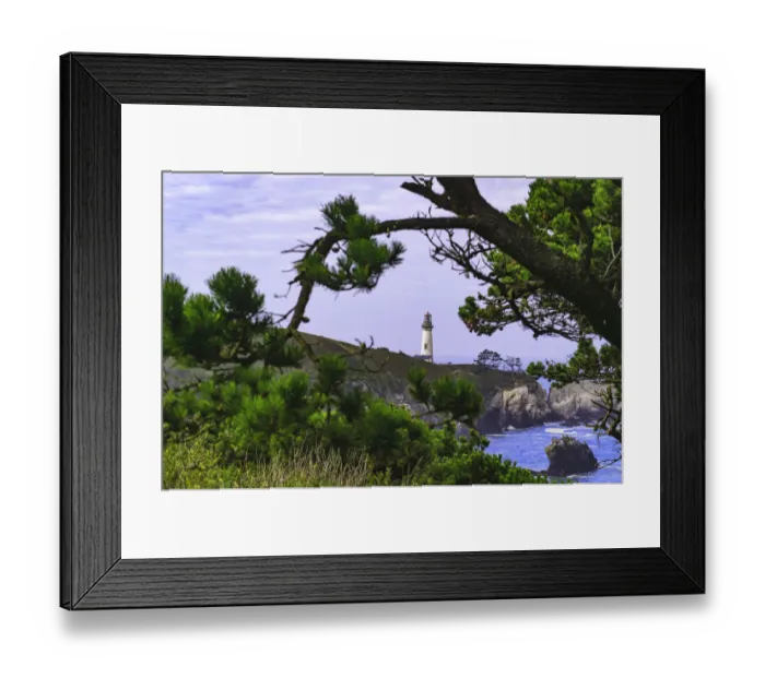 Framed Print : Yaquina Head Lighthouse, near Newport, Oregon Coast Framed Print : Yaquina Head Lighthouse, near Newport, Oregon Coast