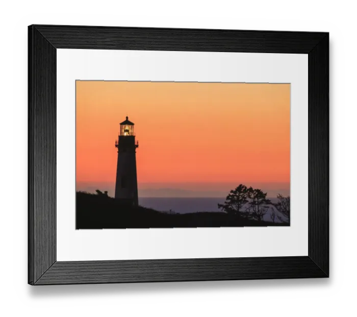 Framed Print : Yaquina Head Lighthouse, near Newport, Oregon Coast