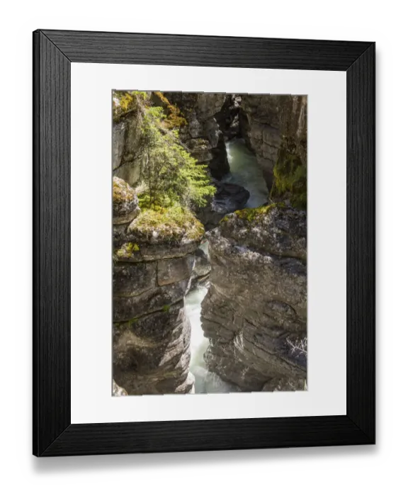 Framed Print : Jasper National Park, Alberta, Canada. The Maligne river flows through the bottom