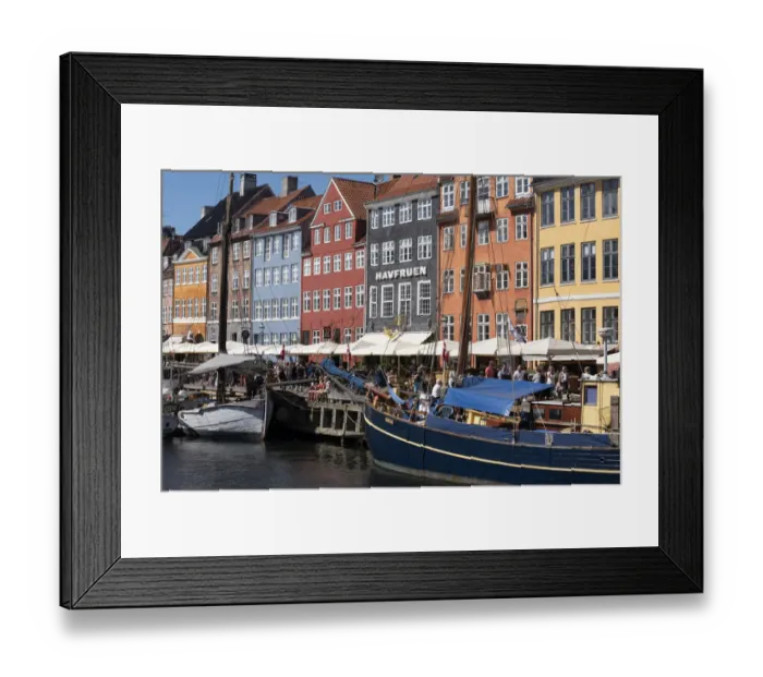 Framed Print : Denmark, Copenhagen, Nyhavn district in city center. Colorful 17th and 18th century buildings Framed Print : Denmark, Copenhagen, Nyhavn district in city center. Colorful 17th and 18th century buildings