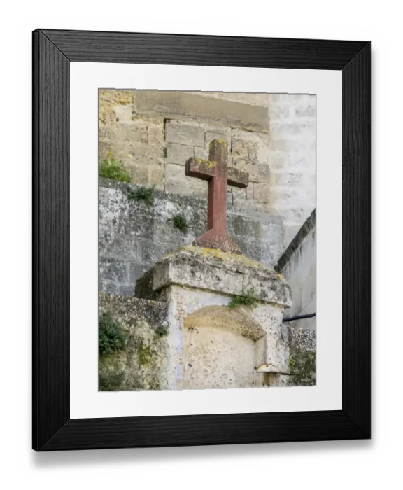 Framed Print : Red stone cross in the old town of Matera