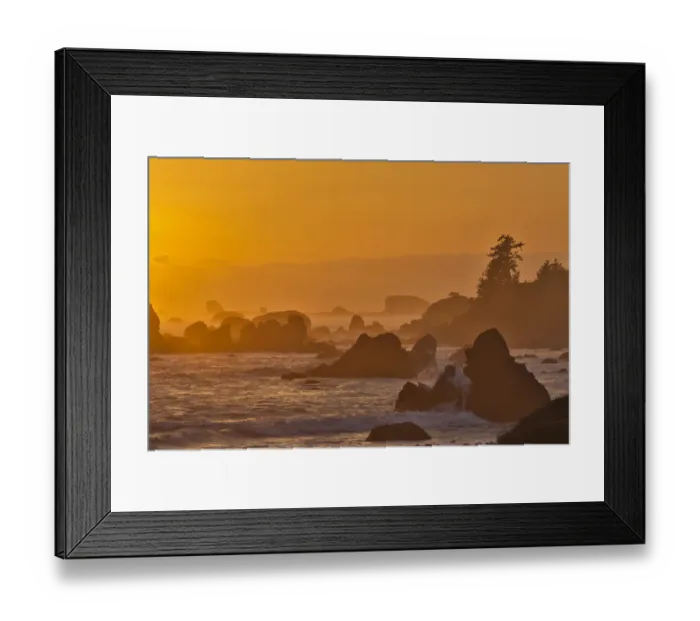 Framed Print : Sunset and sea stacks along the Northern California coastline, Crescent City