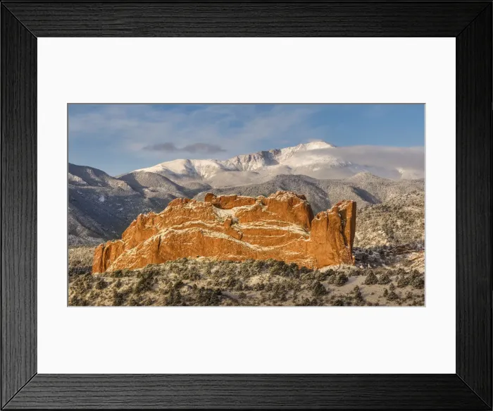 Framed Print : USA, Colorado, Garden of the Gods. Fresh snow on Pikes Peak and sandstone formation Framed Print : USA, Colorado, Garden of the Gods. Fresh snow on Pikes Peak and sandstone formation