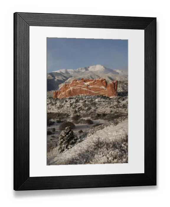 Framed Print : USA, Colorado, Garden of the Gods. Fresh snow on Pikes Peak and sandstone formation Framed Print : USA, Colorado, Garden of the Gods. Fresh snow on Pikes Peak and sandstone formation