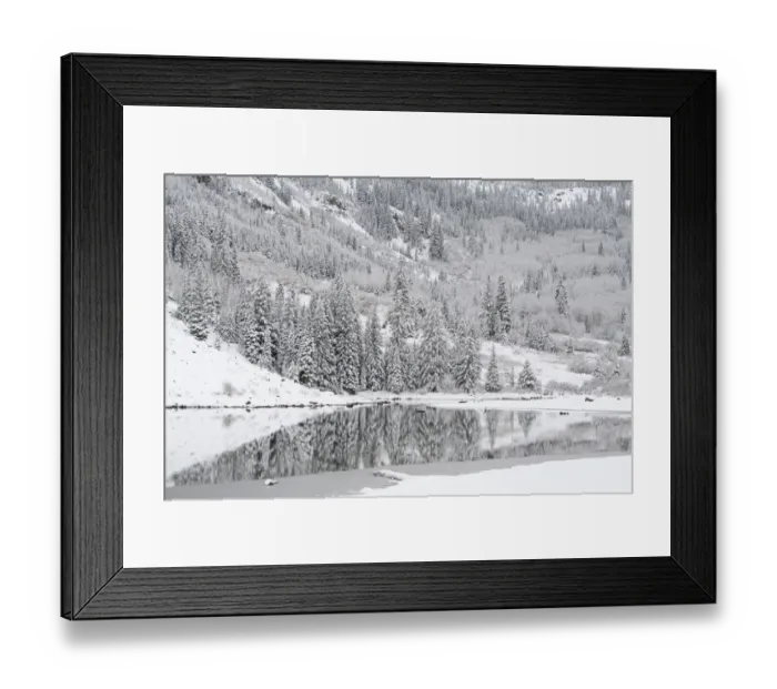 Framed Print : USA, Colorado, Maroon Bells State Park. Autumn snowfall on mountain and Maroon Lake Framed Print : USA, Colorado, Maroon Bells State Park. Autumn snowfall on mountain and Maroon Lake