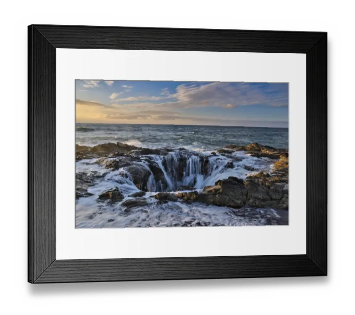 Framed Print : Thors Well with surf cascading into the well along the Oregon coastline Framed Print : Thors Well with surf cascading into the well along the Oregon coastline