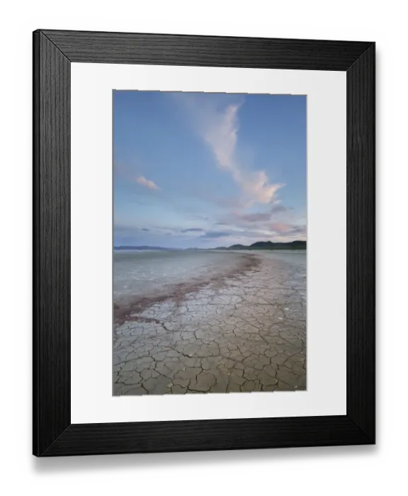 Framed Print : Geometric patterns in drying mud, Alvord Lake, a seasonal shallow alkali lake in Harney County