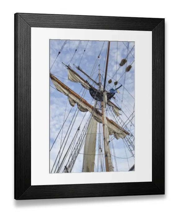 Framed Print : Mast rigging and sails of Hawaiian Chieftain, a Square Topsail Ketch Framed Print : Mast rigging and sails of Hawaiian Chieftain, a Square Topsail Ketch