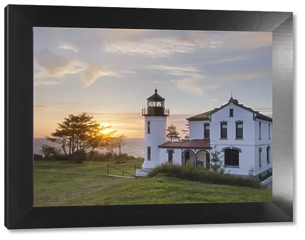 Sunset at Admiralty Head Lighthouse, Fort Casey State Park on Whidbey Island, Washington State