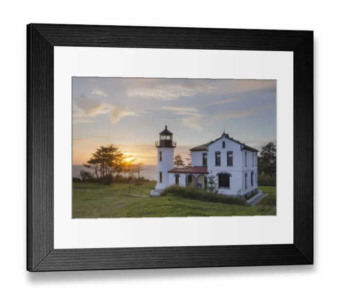 Framed Print : Sunset at Admiralty Head Lighthouse, Fort Casey State Park on Whidbey Island, Washington State Framed Print : Sunset at Admiralty Head Lighthouse, Fort Casey State Park on Whidbey Island, Washington State