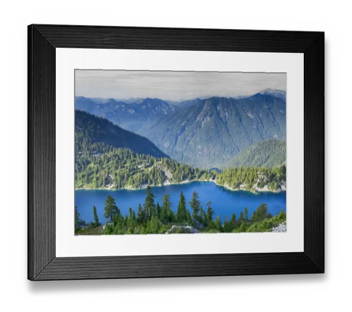 Framed Print : Washington State, Alpine Lakes Wilderness. Snow Lake
