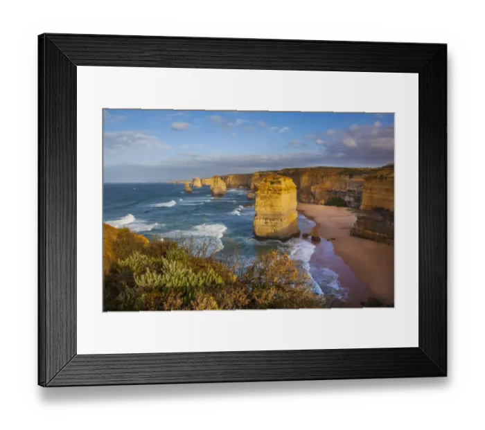 Framed Print : Twelve Apostles, Port Campbell National Park along the Great Ocean Road in Victoria Framed Print : Twelve Apostles, Port Campbell National Park along the Great Ocean Road in Victoria