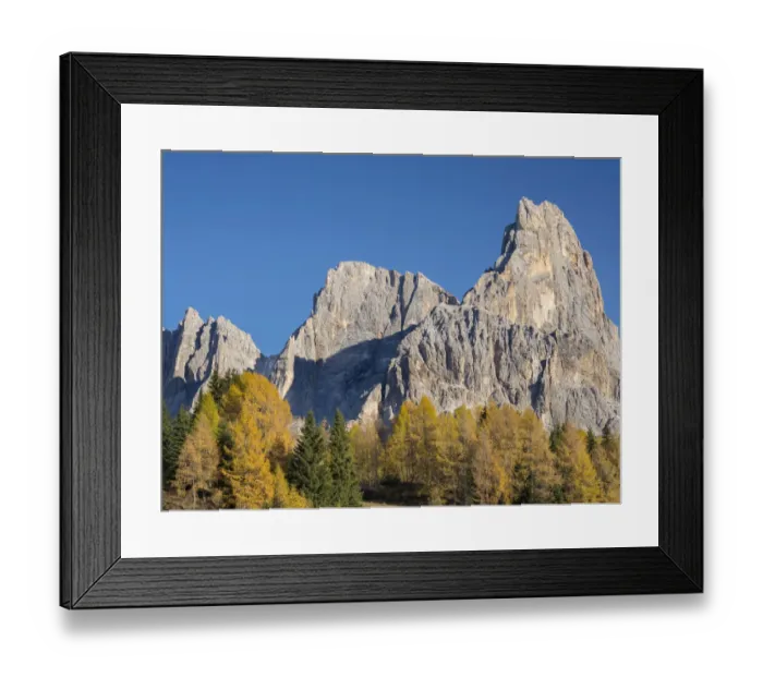 Framed Print : Cimon Della Pala and Cima della Vezzana. Peaks towering over Val Venegia seen from Passo Framed Print : Cimon Della Pala and Cima della Vezzana. Peaks towering over Val Venegia seen from Passo