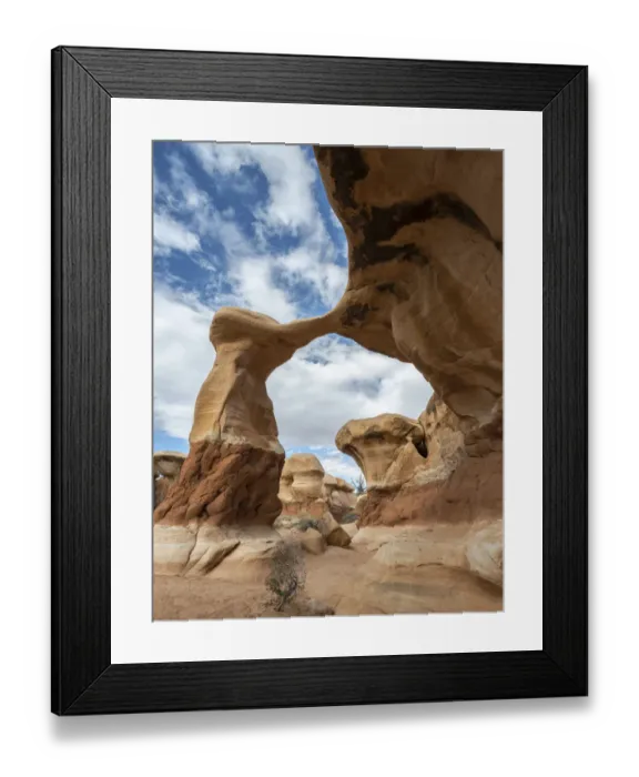 Framed Print : USA, Utah. Metate Arch, Grand Staircase-Escalante National Monument