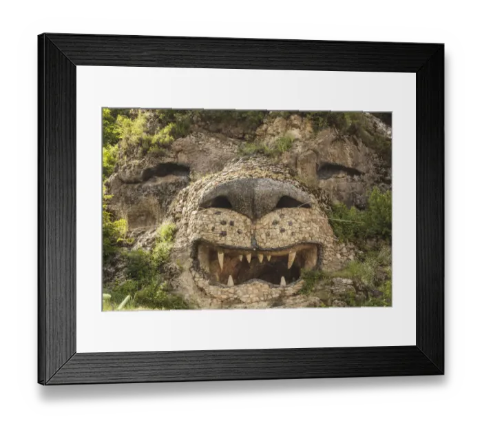 Framed Print : Nagorno Karabakh Republic, Vank. Seastone Hotel, large roaring lions head Framed Print : Nagorno Karabakh Republic, Vank. Seastone Hotel, large roaring lions head