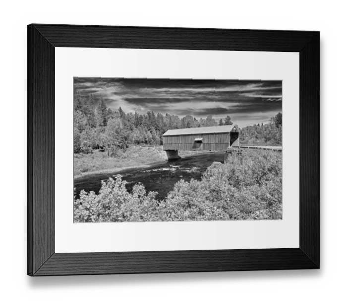 Framed Print : Canada, New Brunswick, St. Martins. Didgeguash River covered bridge