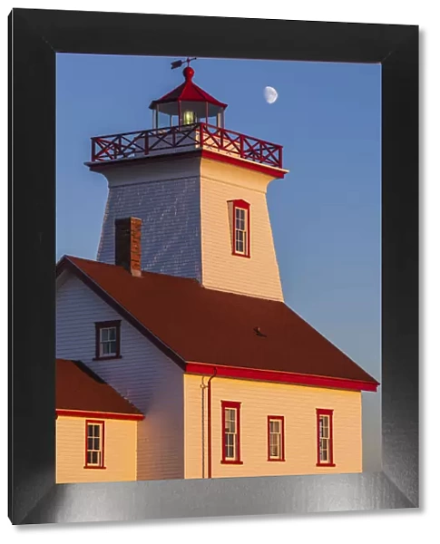 Canada, Prince Edward Island, Wood Islands, Wood Islands Lighthouse, sunset