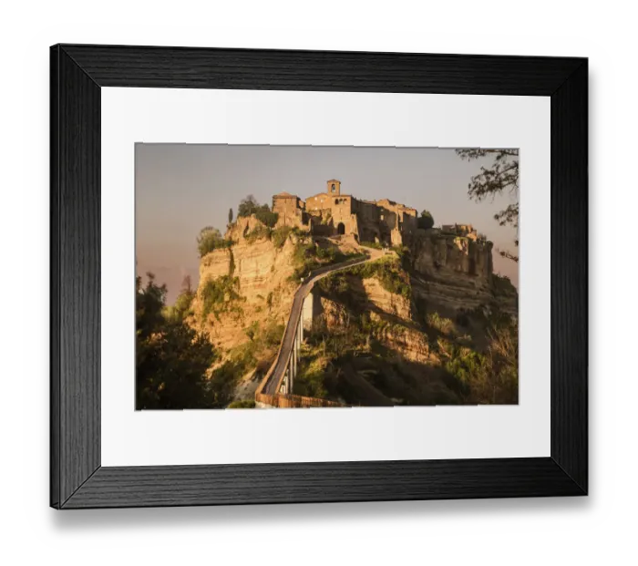 Framed Print : Civita de Bagnoregio, Italy