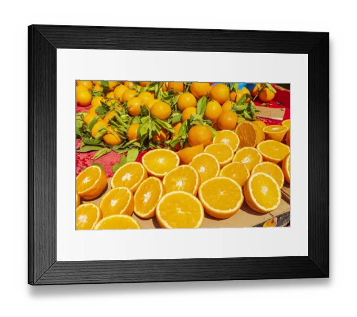 Framed Print : Italy, Apulia, Metropolitan City of Bari, Locorotondo. Oranges for sale in an outdoor Framed Print : Italy, Apulia, Metropolitan City of Bari, Locorotondo. Oranges for sale in an outdoor