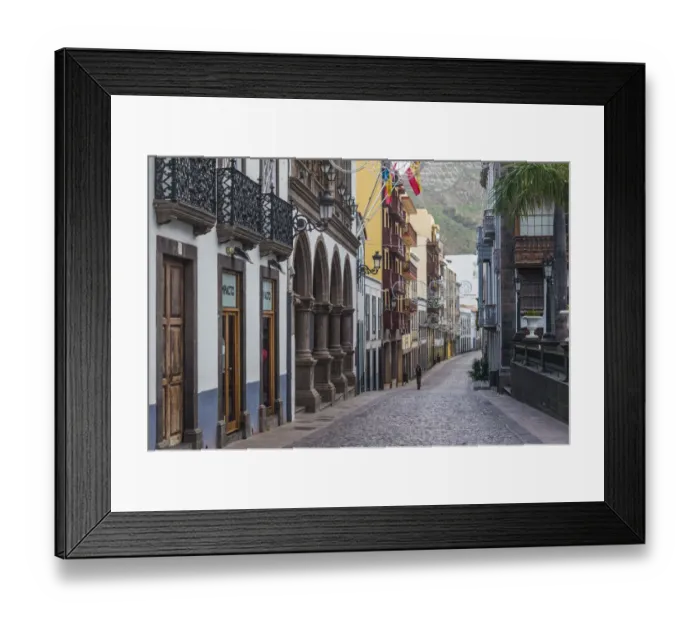 Framed Print : Spain, Canary Islands, La Palma Island, Santa Cruz de la Palma, Calle O Daly