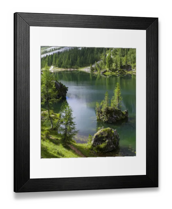 Framed Print : Lago de Federa at Croda da Lago in the Dolomites of the Veneto near Cortina d Ampezzo