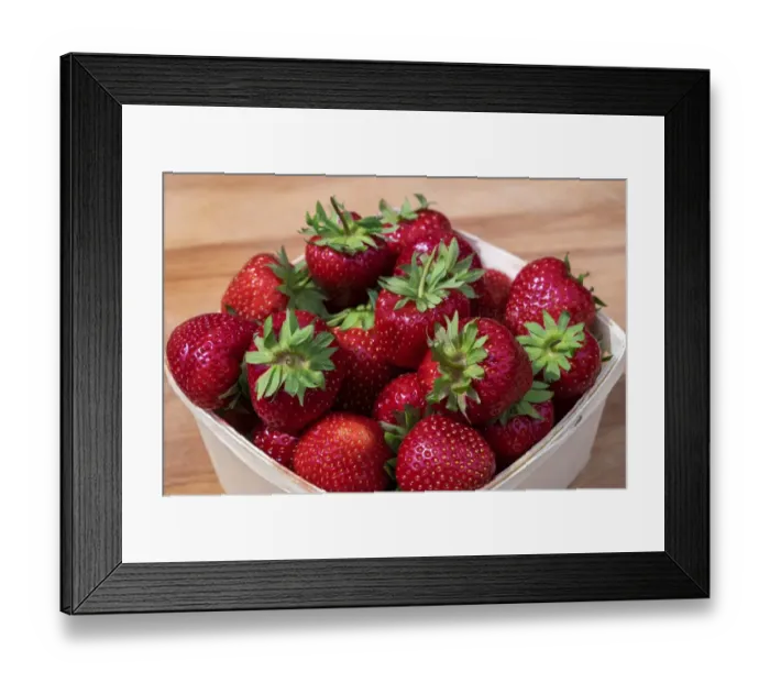 Framed Print : Fresh strawberries Framed Print : Fresh strawberries