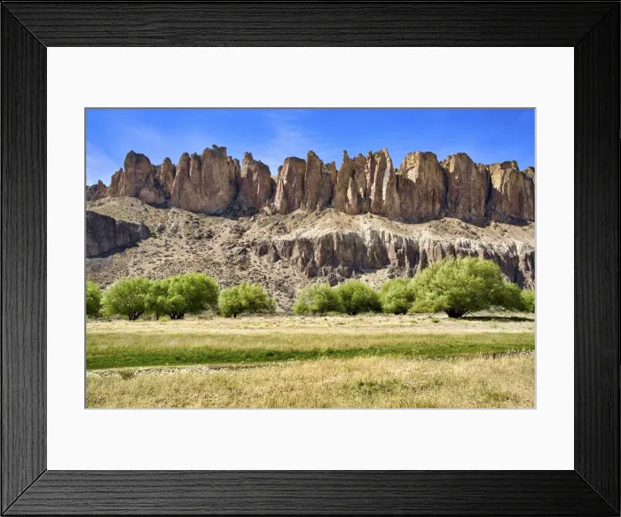 Framed Print : Argentina, Santa Cruz, Valle del Rio Pinturas (Pinturas river valley)