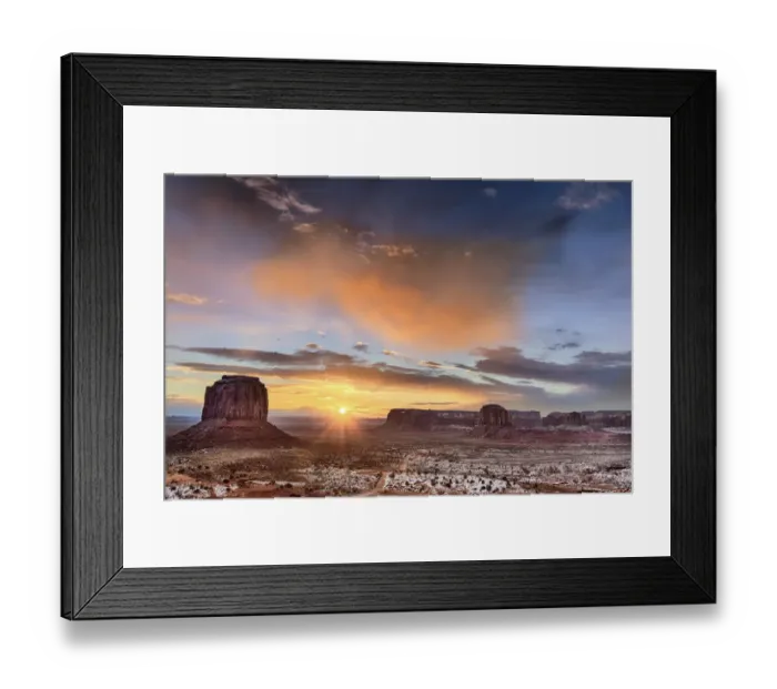 Framed Print : Sunrise, Monument Valley Framed Print : Sunrise, Monument Valley