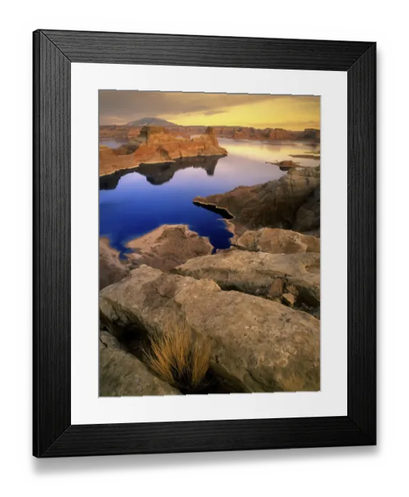 Framed Print : Sunset over Lake Powell in northern Arizona Framed Print : Sunset over Lake Powell in northern Arizona