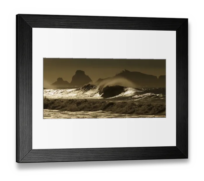 Framed Print : Crashing waves in the Pacific Ocean off northern California Framed Print : Crashing waves in the Pacific Ocean off northern California
