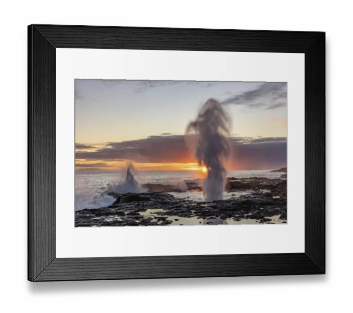 Framed Print : The Spouting Horn at sunset near Poipu in Kauai, Hawaii, USA Framed Print : The Spouting Horn at sunset near Poipu in Kauai, Hawaii, USA