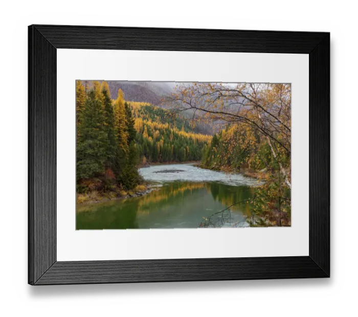 Framed Print : North Fork of the Flathead River in autumn in Glacier National Park, Montana, USA Framed Print : North Fork of the Flathead River in autumn in Glacier National Park, Montana, USA