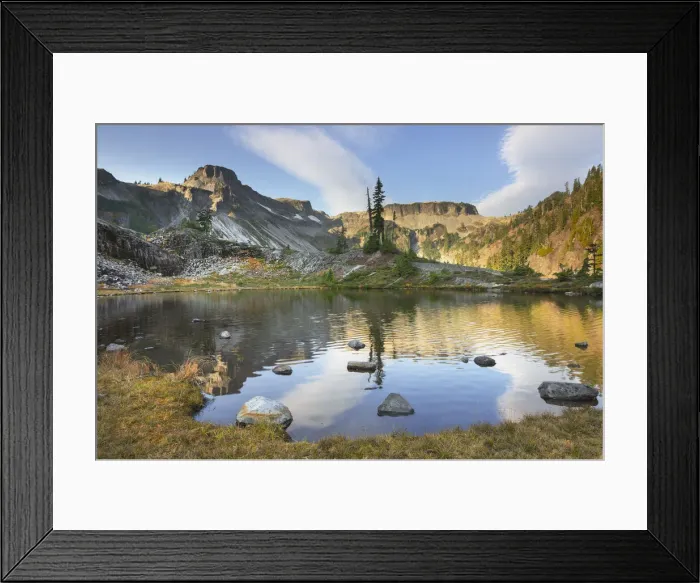 Framed Print : Heather Meadows in autumn. Table Mountain is in the distance Framed Print : Heather Meadows in autumn. Table Mountain is in the distance