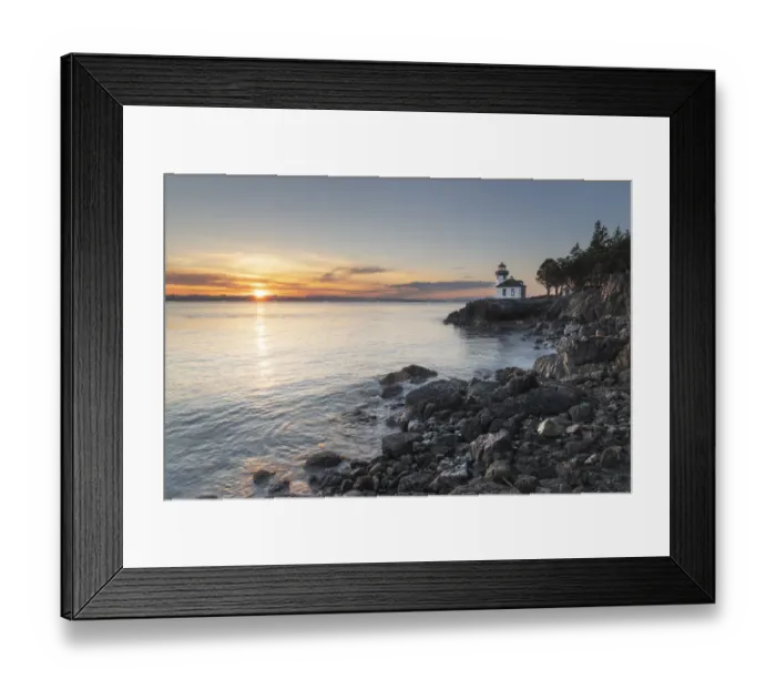 Framed Print : Lime Kiln Lighthouse at sunset, Lime Kiln Point State Park, San Juan Island Framed Print : Lime Kiln Lighthouse at sunset, Lime Kiln Point State Park, San Juan Island