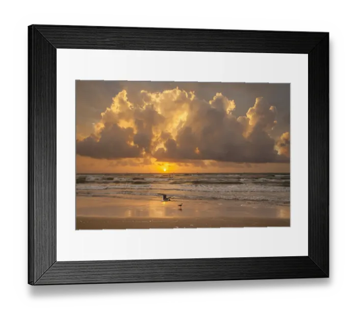 Framed Print : Sunrise on Gulf of Mexico at South Padre Island Framed Print : Sunrise on Gulf of Mexico at South Padre Island