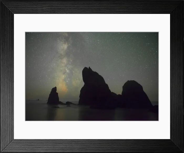 Framed Print : The Milky Way rising behind sea stacks on Ruby Beach, Olympic National Park Framed Print : The Milky Way rising behind sea stacks on Ruby Beach, Olympic National Park